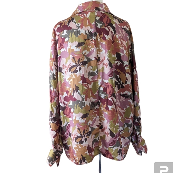 Revolve Tell Your Friends 100% Silk Top Small Camelia Dolman Button Down Satin - Picture 4 of 7